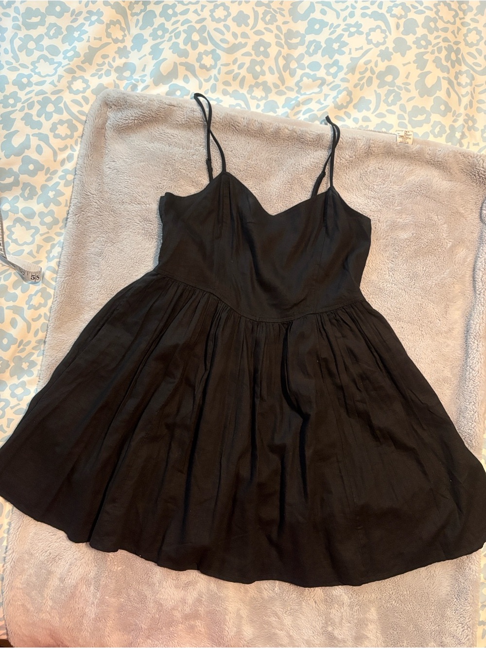 EUC aerie Black Linen Blend Mini Sundress Size M